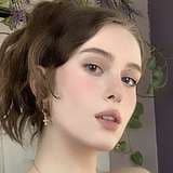 porcelaingoirl