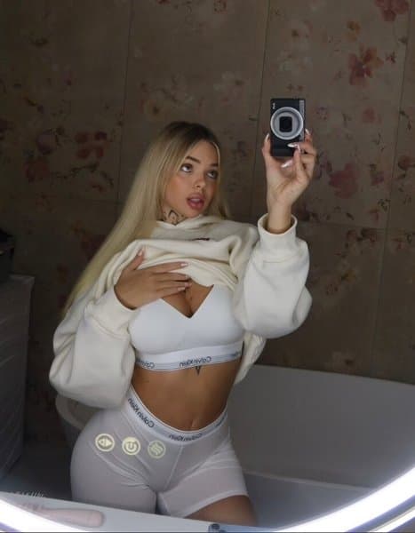 lovelypaolina