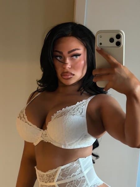 hollyydollyy