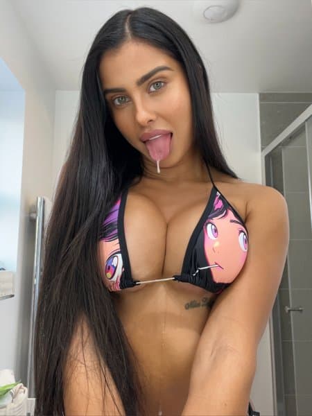 izzyrhoades