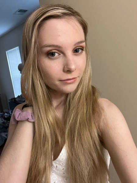 lily_brooke