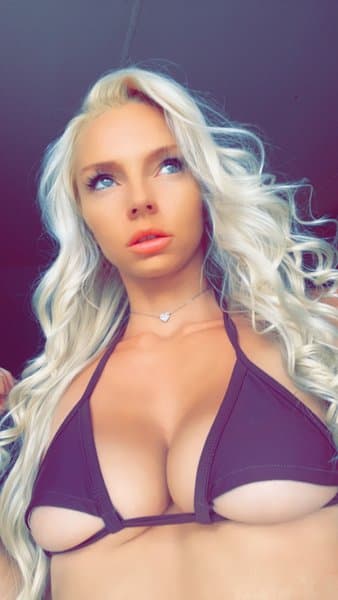 blondebarbie2121