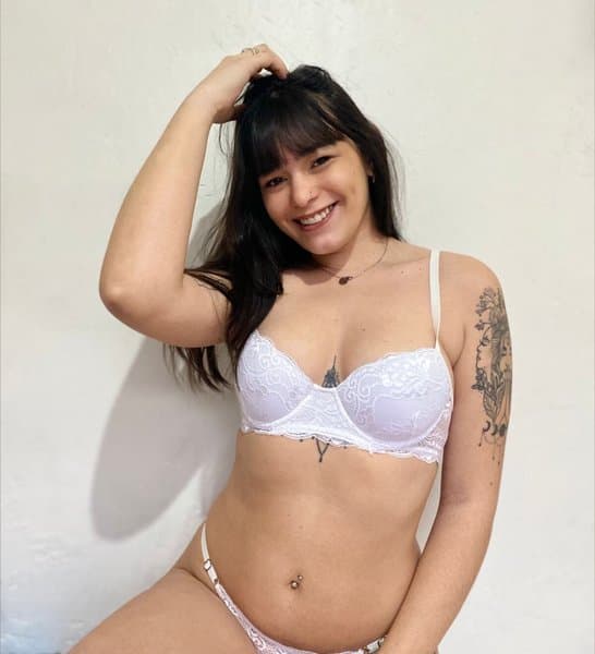 hotlesbiann