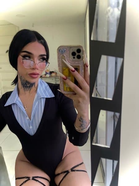 alice_sx28