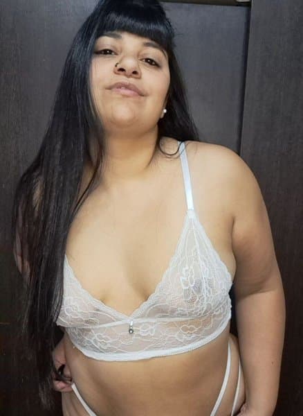 hotbrunette22
